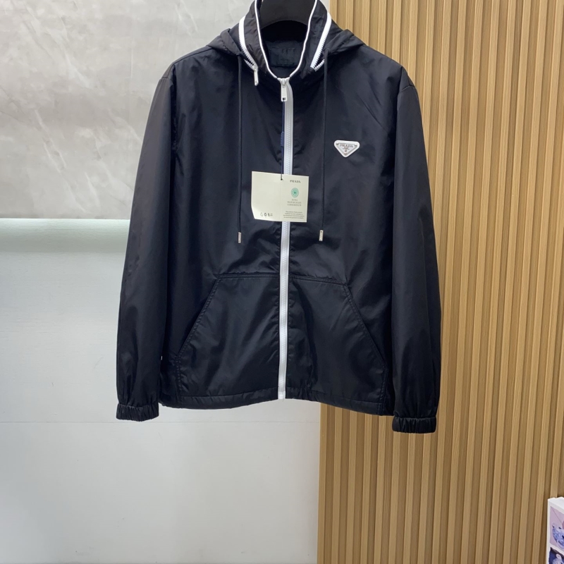 Pra*a outwear